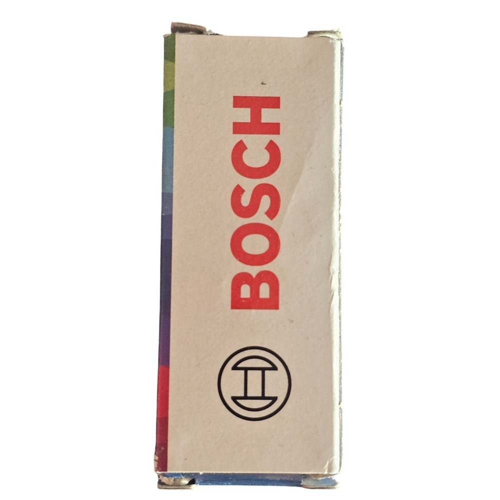 Bosch WSR6F 7547 Spark Plug for Small Engines Chainsaws 0242240506-770